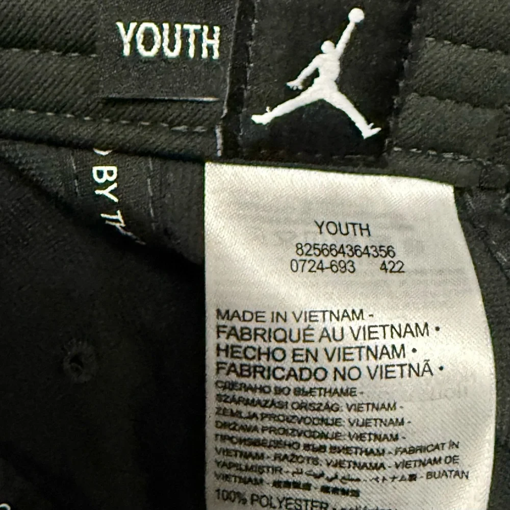 NIKE: JORDAN- Kids Jordan Essentials Jumpman Logo Cap - Big Kid